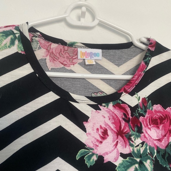 LuLaRoe Chevron Floral Unicorn Irma Tunic - Picture 3 of 4